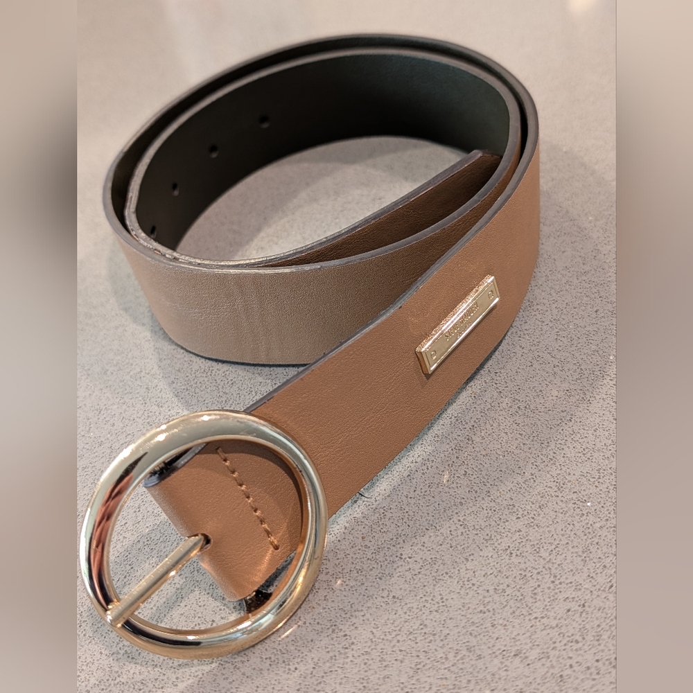 Steve Madden Brown Leather Belt with Gold Round Buckle